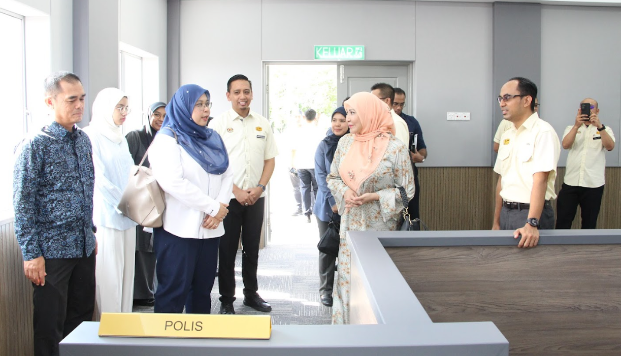 MAJLIS PENYERAHAN BANGUNAN